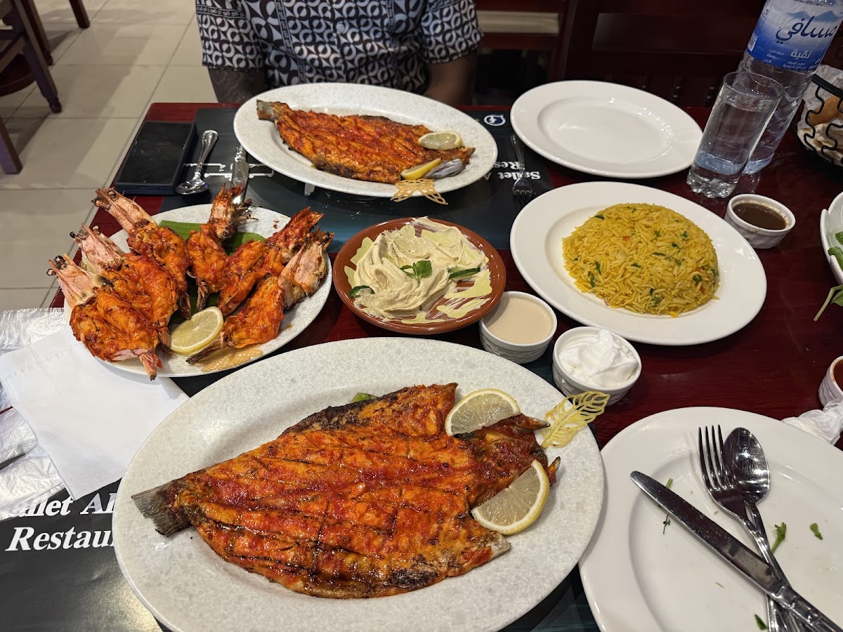 Sallet al Sayad seafood restaurant مطعم سلة الصياد للمأكولات البحرية photo 2